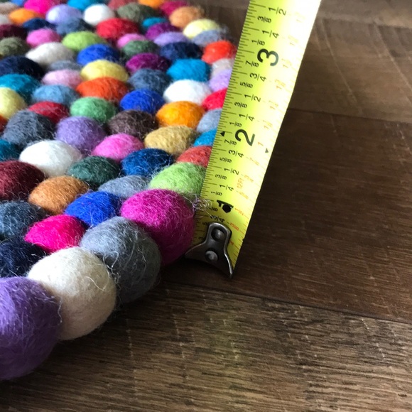 15.5” colorful Handmade Felt ball seat /plate mat - Picture 7 of 8
